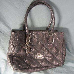 guess 2022 gaia silver pewter purse EUC (W1983)